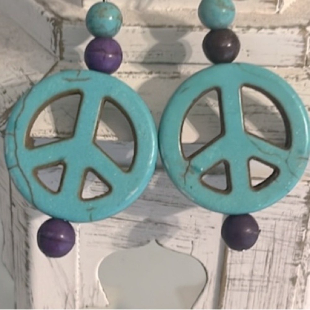 Peace Dangling earrings - Picture 2 of 5